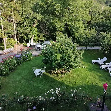 Alle Ortensie Blu Oda ve Kahvaltı Sesta Godano